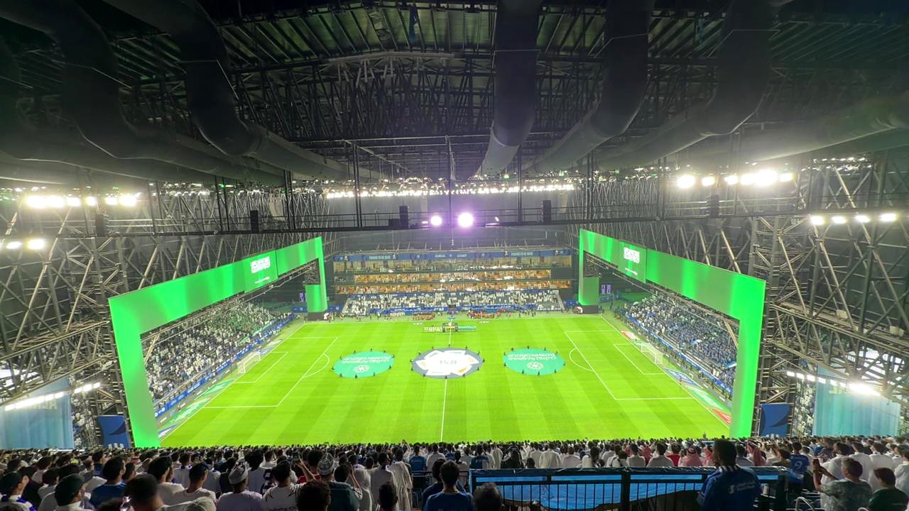 ملعب سعودي قبل إحدى مباريات دوري روشن